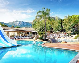 Camping Les Castors - Calvi - Pool