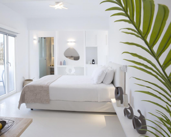May Seven Suites - Adults Only - Megalochori - Ložnice