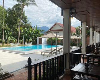 Vangsavath Hotel - Luang Prabang - Pool