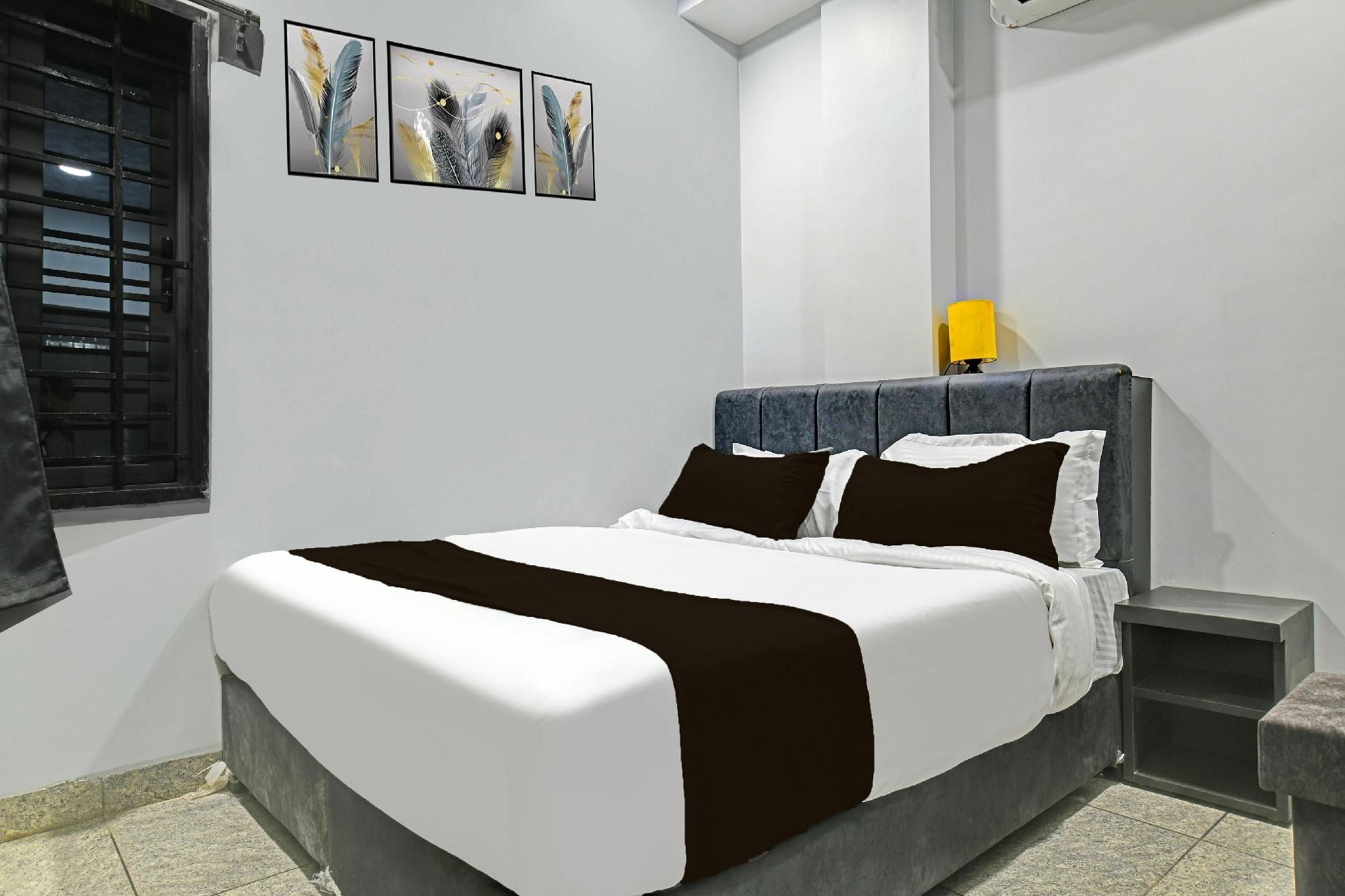 Super Collection O Mahakal Ujjain - אויאיין - חדר שינה