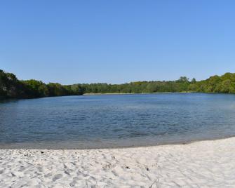 Cottage directly on the lake for 6 persons - Zetel