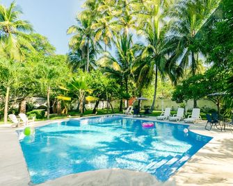 amaremar - San Luis Talpa - Piscina