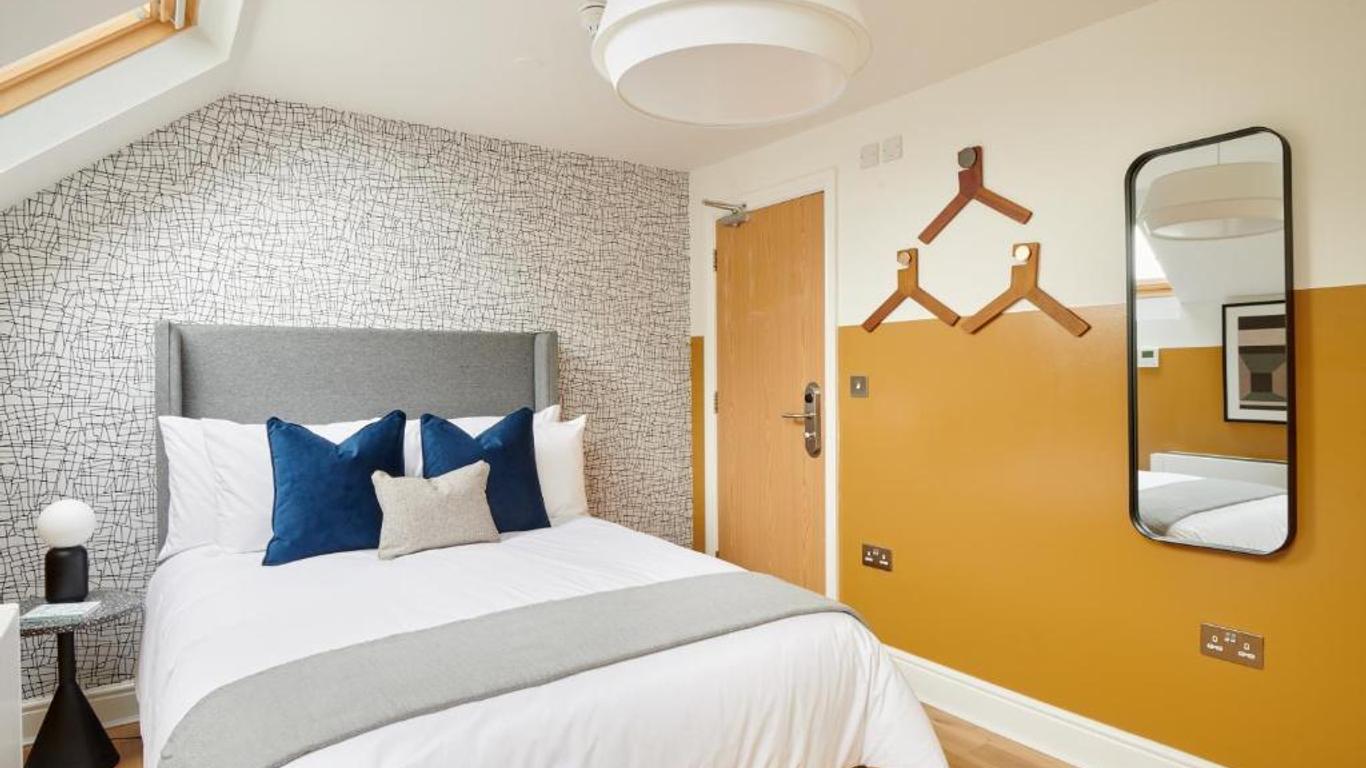 Corner House Hotel