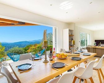 Villa Bel Horizon by Villa Plus - Cabris - Comedor