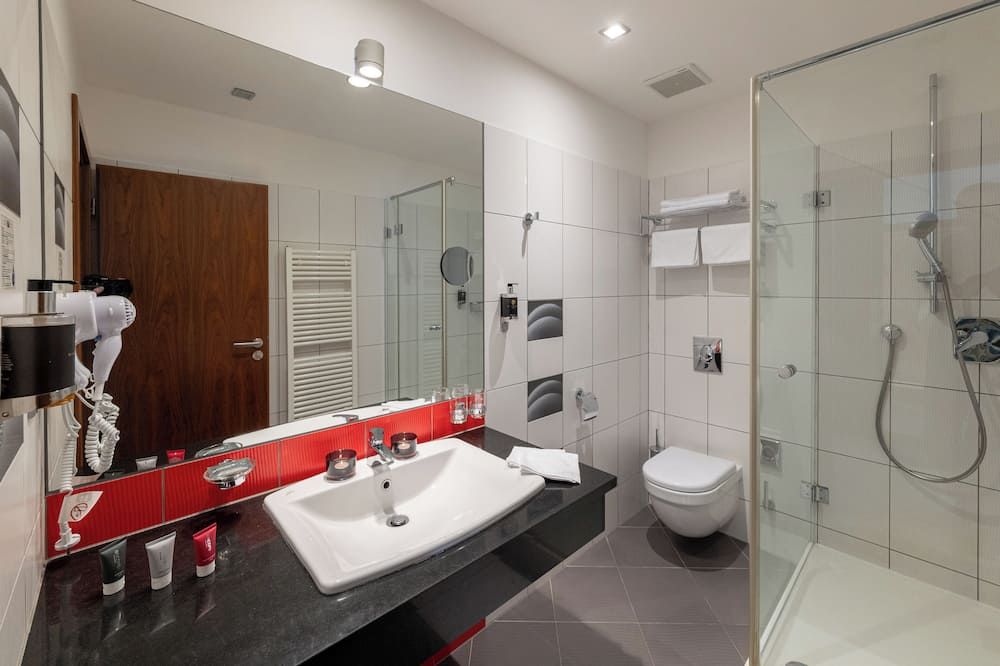 Hotel Silenzio - Prague - Bathroom