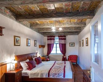 Loreta Hotel - Prague - Bedroom
