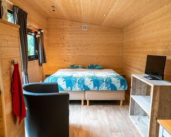 Comfortable wooden lodge located in the Ardennes - Nismes - Habitación