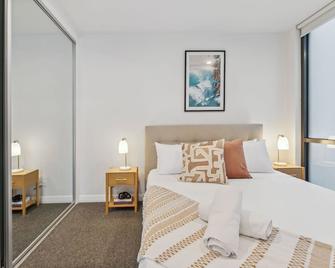 Book now for Easter - Family friendly - Free parking - Melbourne - Bedroom