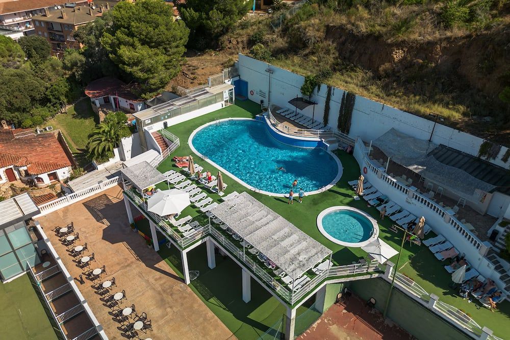 هوتل دون جوان توسا - توسا دي مار - حوض السباحة