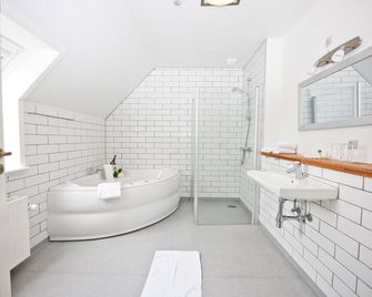 Højslev Kro - Skive - Bad