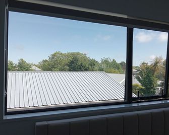 Frederick Street Town house - Christchurch - Balcón