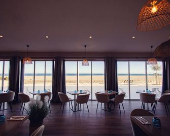 Hotel Restaurant La Cote Revee - Лекат - Ресторан