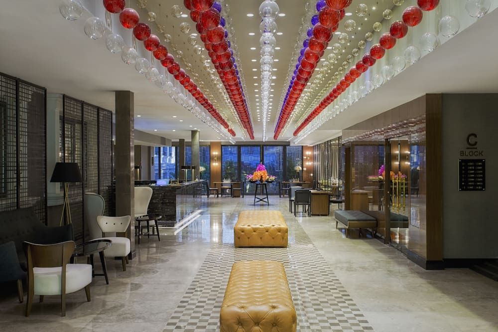 Lobby view of Sura Hagia Sophia Hotel