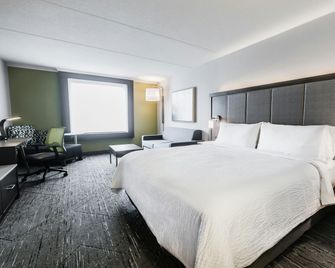 Holiday Inn Express & Suites Toronto Airport South By IHG - Toronto - Slaapkamer