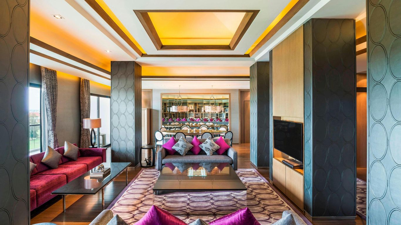 Hilton Bangkok Suvarnabhumi Golf Resort & Spa