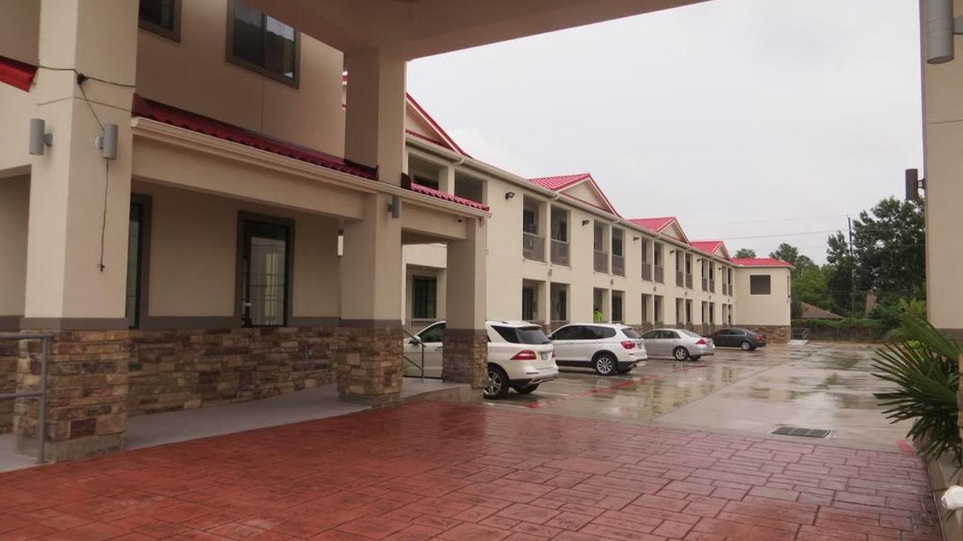 Scottish Inn and Suites