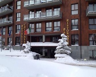 Hotel Cristallo - Sestriere - Building
