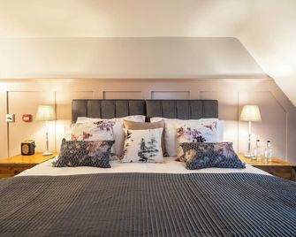 The Dinton Hermit - Aylesbury - Bedroom