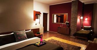 Art Rustic Hotel - Chisinau - Bedroom