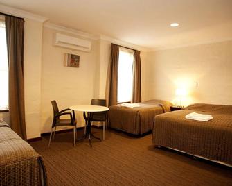 Prince of Wales Hotel, Bunbury - Bunbury - Schlafzimmer