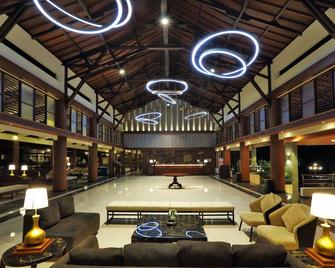 Lombok Raya Hotel - Mataram - Lobby