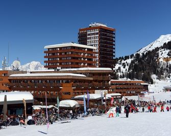 Résidence Odalys Le Pelvoux - La Plagne-Tarentaise - בניין