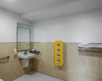 Motel 6-Norwalk, Ca - Norwalk - Bad