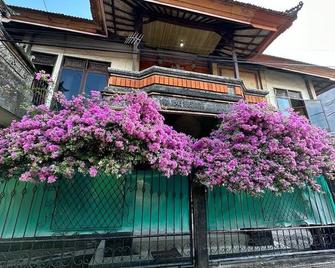 Rodin Bali Hostel - Denpasar - Extérieur