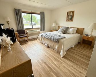 Hygge Inn & Suites - Elk Horn - Habitación