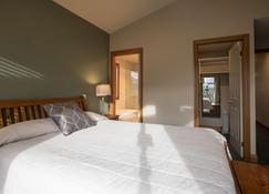 Wanaka Luxury Apartments - Wanaka - Sypialnia