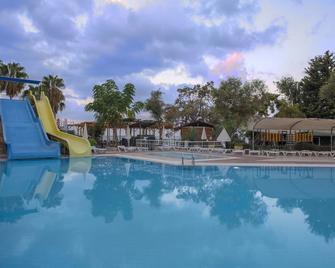 Armas Green Fugla Beach - Alanya - Pool