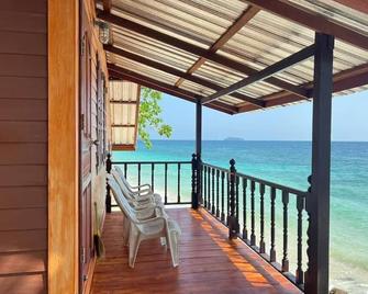 Phi Phi Private Beach Resort - Îles Phi Phi - Balcon
