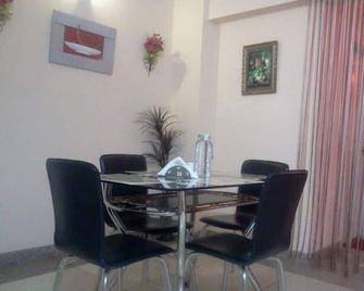 Ssi Serviced Apartment - Calcutta - Eetruimte