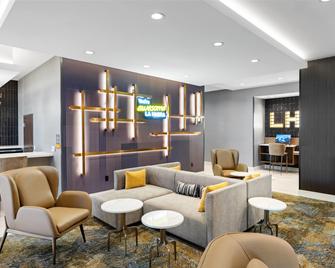 La Quinta Inn & Suites by Wyndham La Habra - La Habra - Лаунж