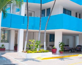 Dorados Acapulco - Acapulco - Building