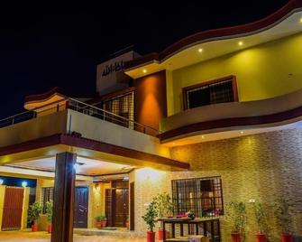 Arabian Lodges - Bahāwalpur - Edificio