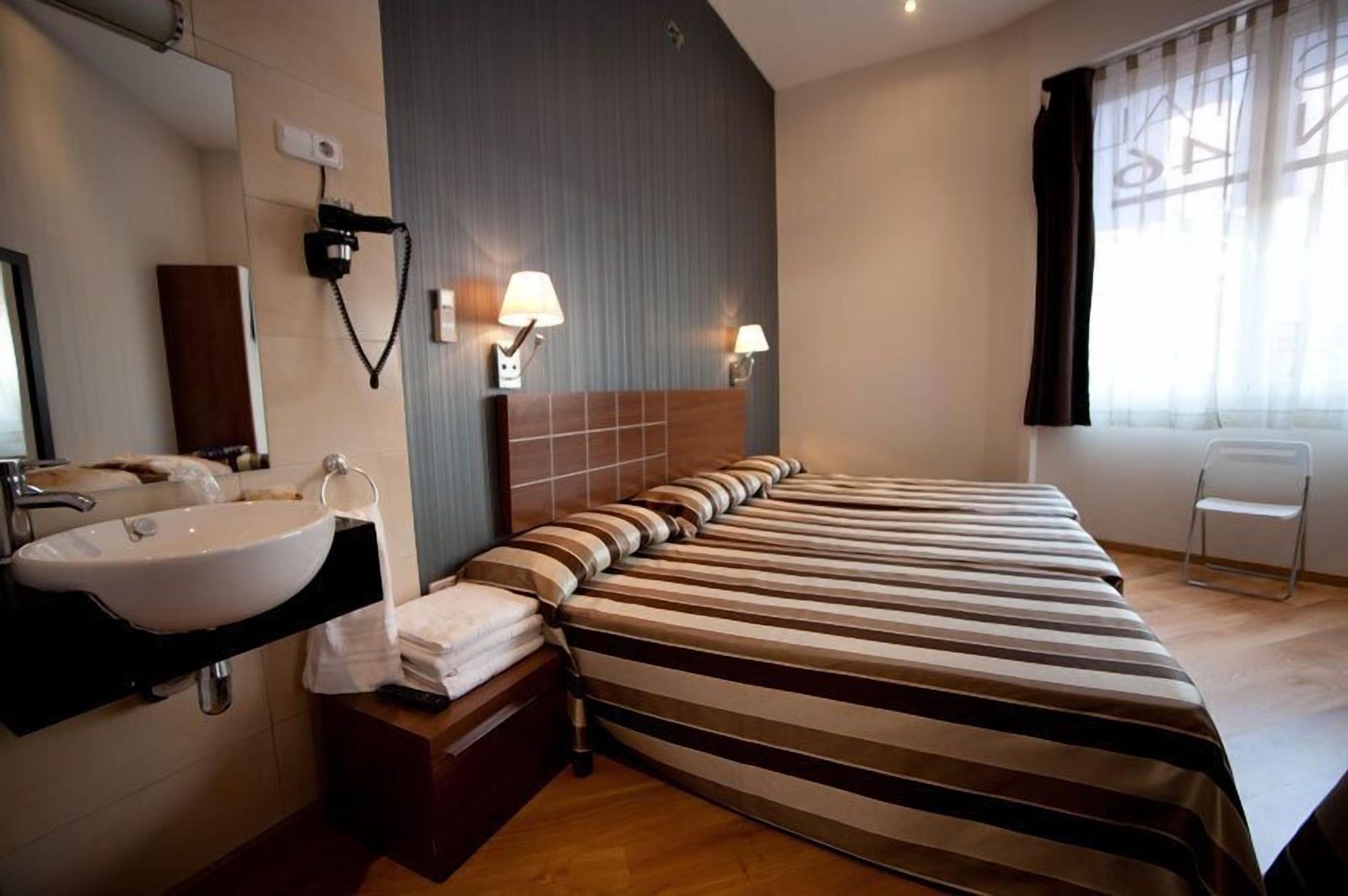 Hostal Bcn 46 - ברצלונה