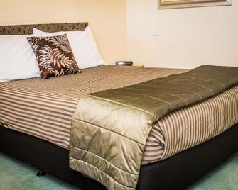 Bella Tuscany on Kennedy - Napier - Building