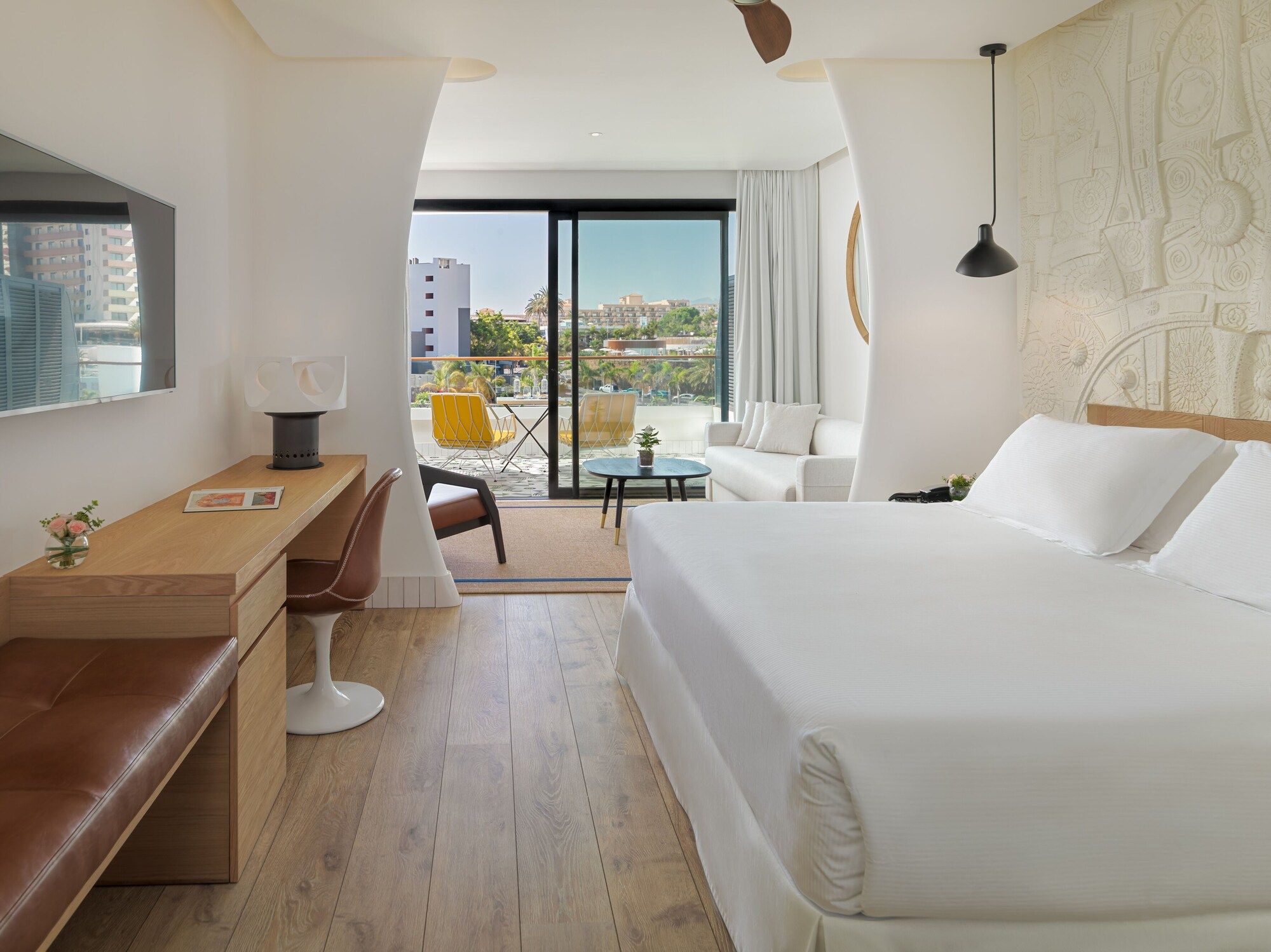 إتش 10 أتلانتيك صن سيت هورايزونز كوليكشن