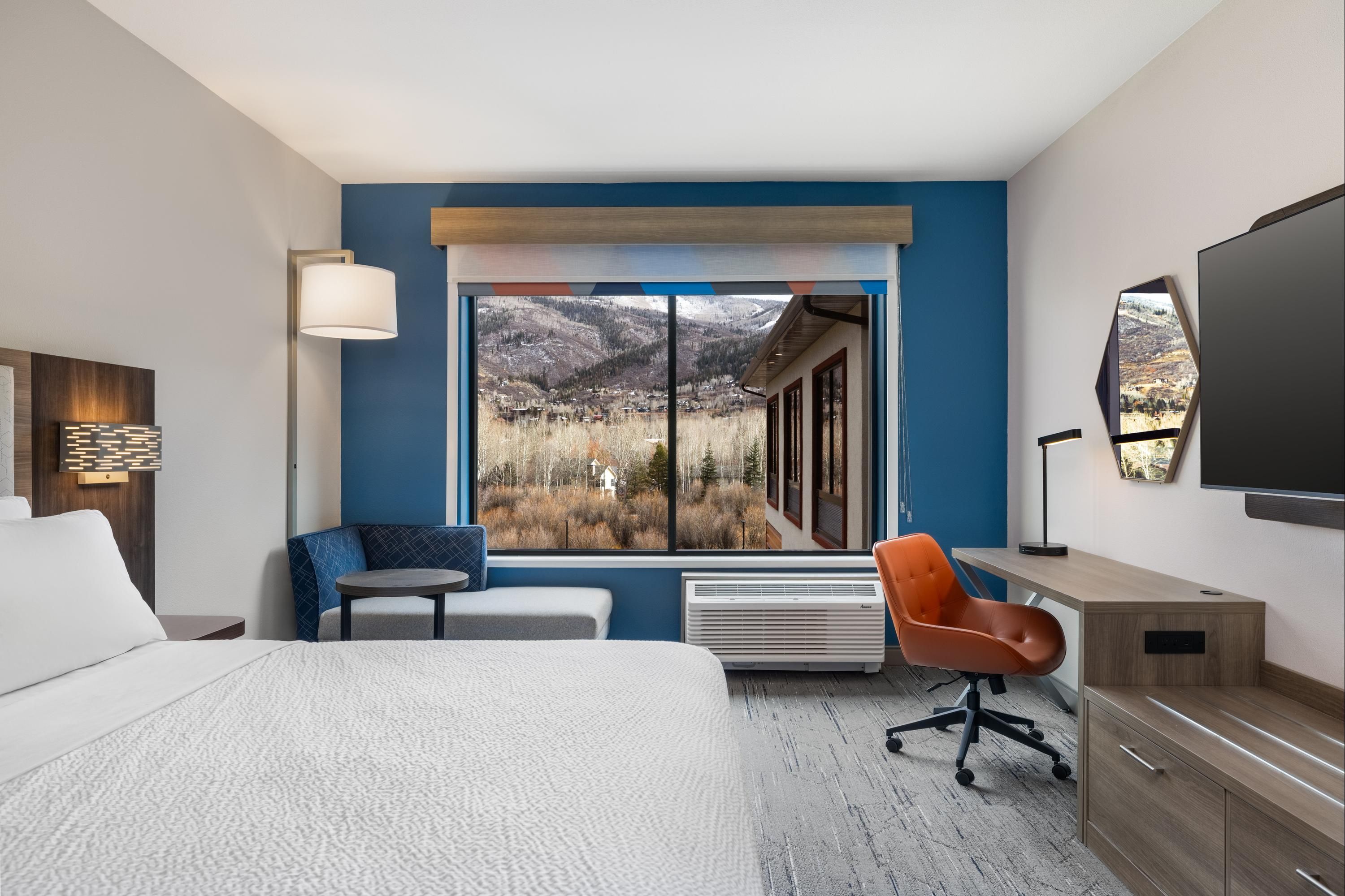 Holiday Inn Express & Suites Steamboat Springs By IHG - Steamboat Springs - Schlafzimmer