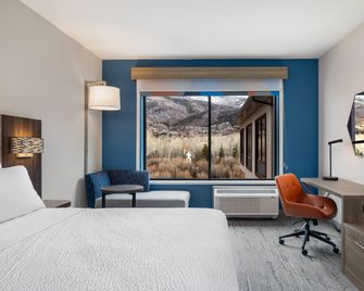 Holiday Inn Express & Suites Steamboat Springs By IHG - Steamboat Springs - Schlafzimmer