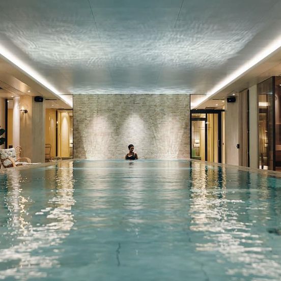 Elite Palace Hotel image 1