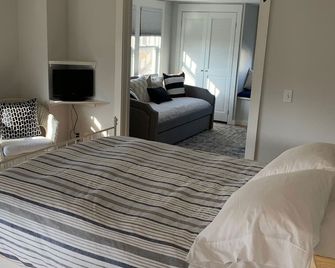 Ideal Madison home just steps to the beach - Madison - Ložnice