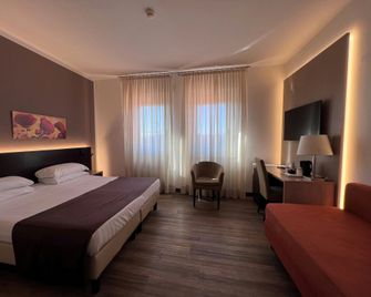 Hotel Carlton - Ferrara - Schlafzimmer