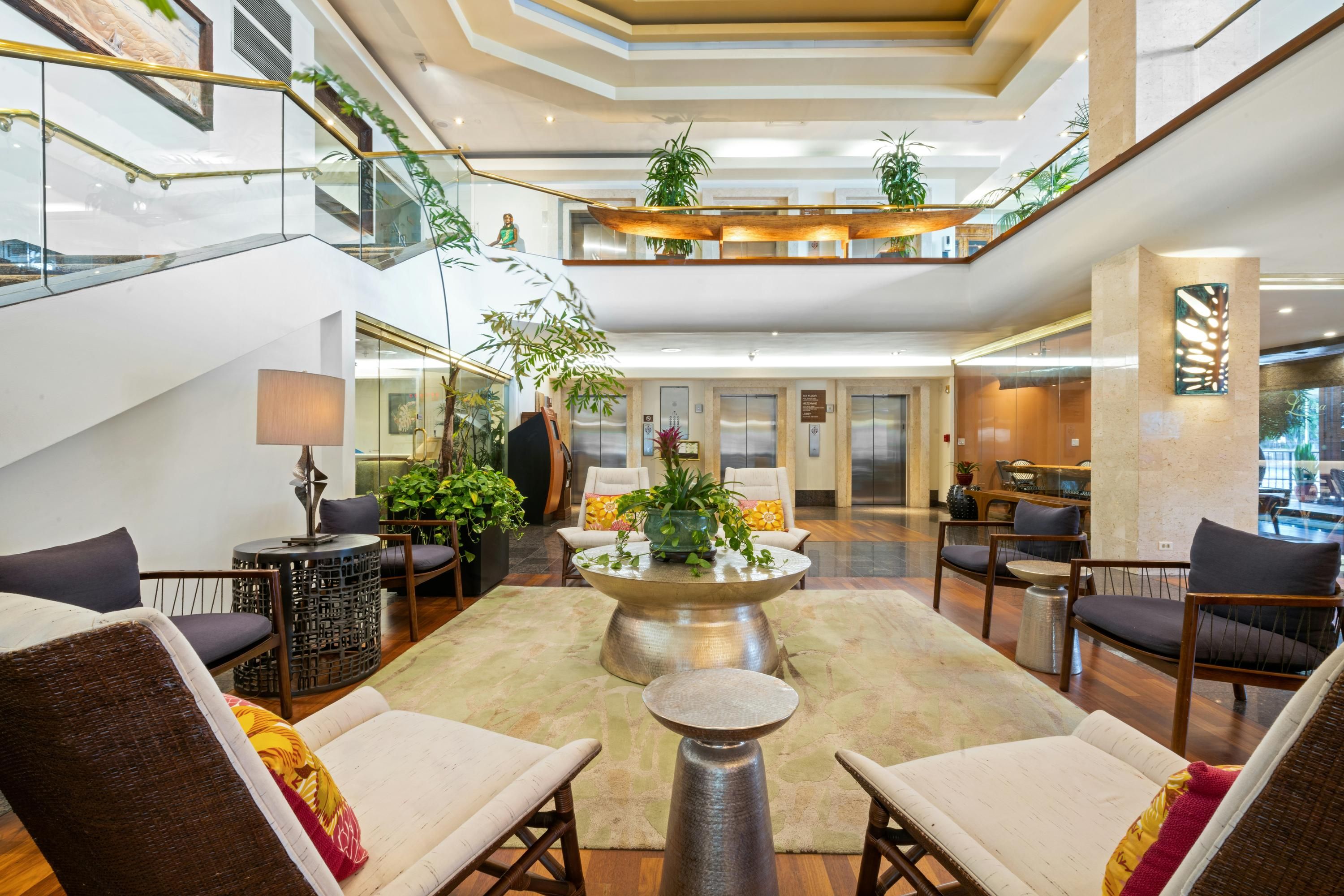 Luana Waikiki Hotel & Suites - הונולולו - לובי