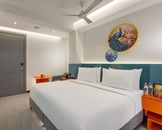 Zibe Luxe Hyderabad by Grt Hotels - Hyderabad - Habitación