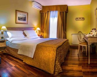 Lvg Hotel Collection - La Bussola - Novara - Habitación