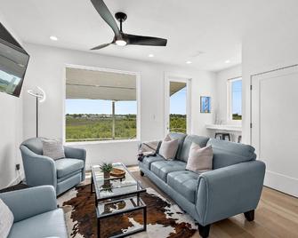 200 Riberia - Downtown Waterfront Luxury Home - St. Augustine - Huiskamer