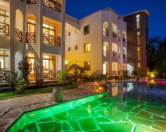 Amani Luxury Apartments Diani Beach - Ukunda - Pool