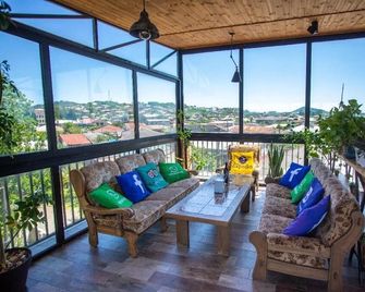 Hotel Terrace Kutaisi - Kutaisi